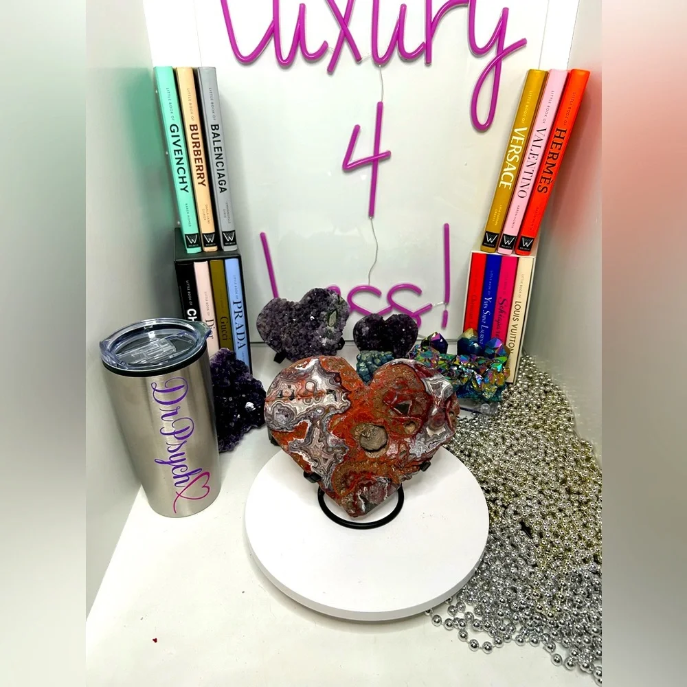 Red Mexican Lace Agate Heart w/holder - MXREDLCEAGTHRT-002 Approx 6.50” width - Picture 4 of 11